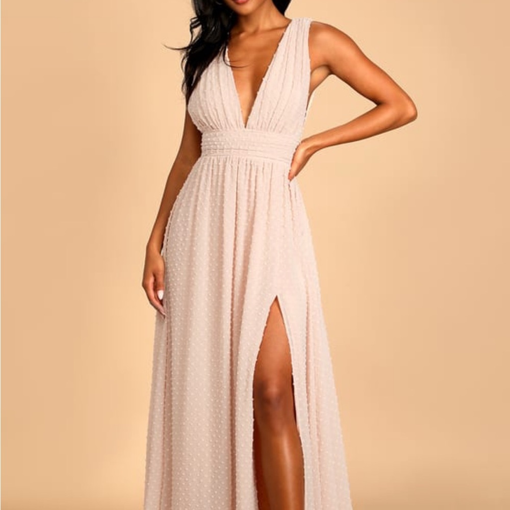 Lulus Wonderful Occasion True Blush Swiss Dot Sleeveless Maxi Dress